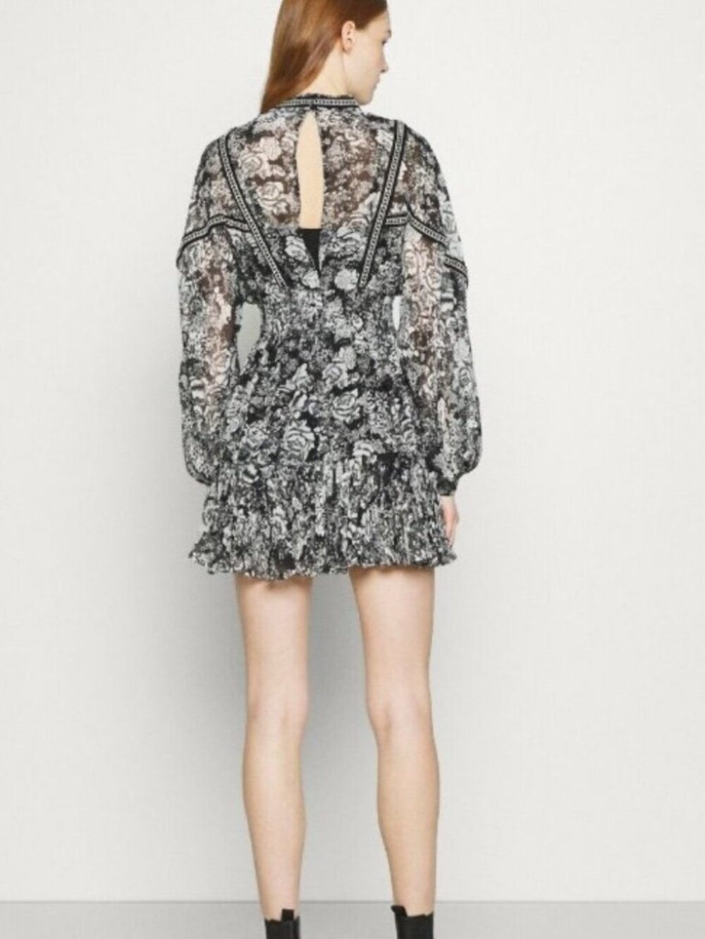 TOPSHOP Floral Stud Trim Mini Dress with stud details Black & White, Size 8 - Picture 5 of 16